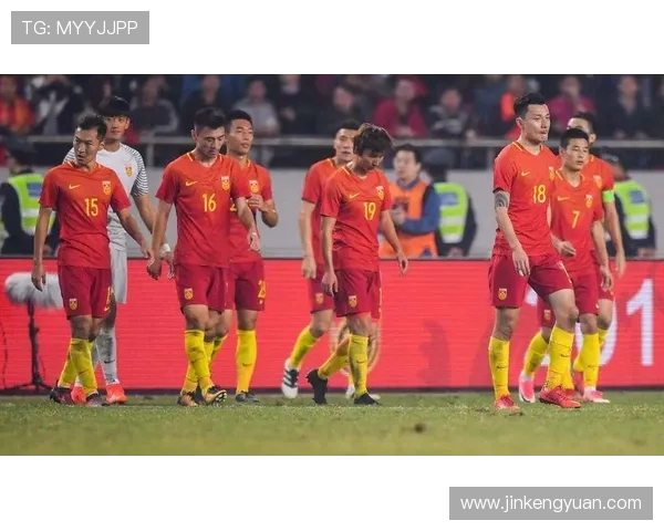 赛后分析:北京足球队与重庆足球队在比赛中的战术灵活性对比探讨