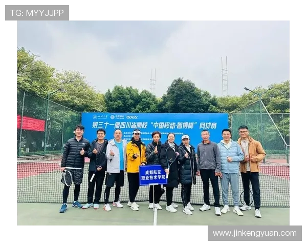 重庆网球队创下网球耐力新高运动员表现引发广泛关注与赞誉
